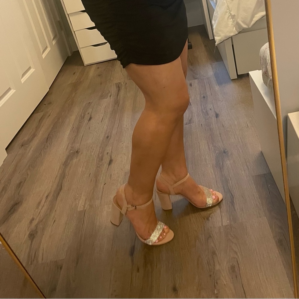 Blush stones heels size 9.5M